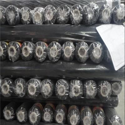 بزرگترین مصرف‌کننده چادر مشکی جهان فقط یک کارخانه دارد