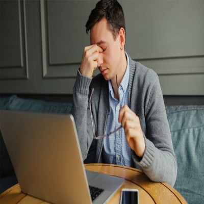 چرا افسردگی موجب احساس خستگی می‌شود؟