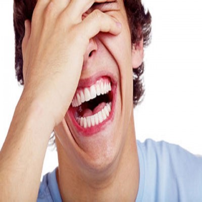 فواید خنده چیست و چه تاثیری بر سلامت جسم و روان دارد؟
