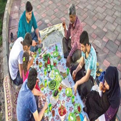 سر سفره غذا از چه حرف بزنیم؟