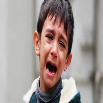 والدین چگونه هیجانات منفی کودک خود را مدیریت کنند؟