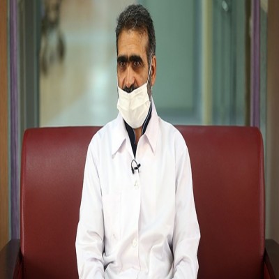 این مرد، مدافع وطن، مدافع حرم و مدافع سلامت است/ با خواهرم نقشه فرار از خانه را کشیدم که به جبهه بروم!