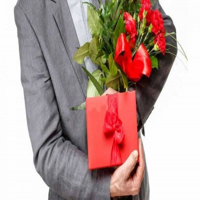 معایب خواستگارهایم خیلی به چشمم می‌آید