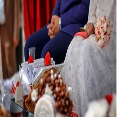 طلبه آچار به دستی که آداب و رسوم غلط را ورانداخت