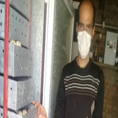 ازراننده لودر، از کارآفرینی تا ساخت دستگاه جوجه‌کشی
