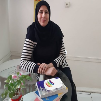 خانواده‌های ناتـــنی چه مسائلی دارند؟