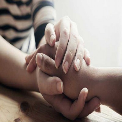 داروی افسردگی، «بی‌خیالی» نیست/برای اطرافیان افسرده چه کاری از ما ساخته‌ است؟