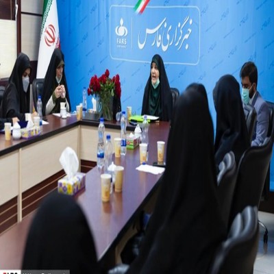 مقایسه مشارکت زنان قبل و بعد از انقلاب در انتخابات/ نگاه قانون اساسی به زنان چگونه است؟