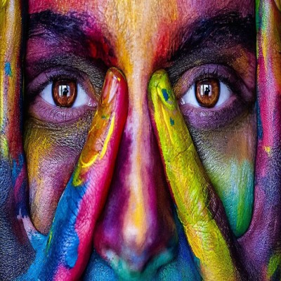هر آنچه باید درباره رنگ درمانی بدانید