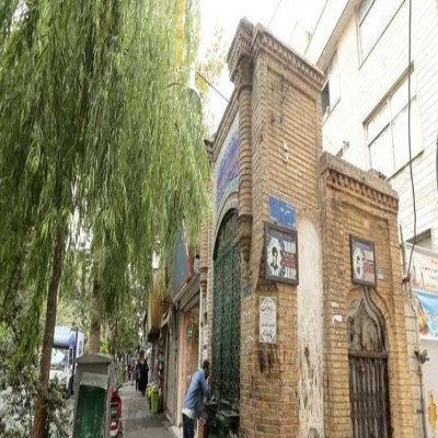 کمر تابستان اینجا می‌شکست/سقاخانه می‌ساختند به یاد لب عطشان حسین(ع)