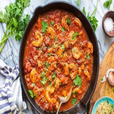 دستور پخت خوراک میگو با گوجه فرنگی