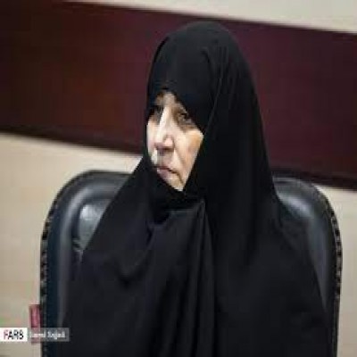 دولت سیزدهم برای حل مشکل بیمه زنان و تسهیل ازدواج اقدام کند