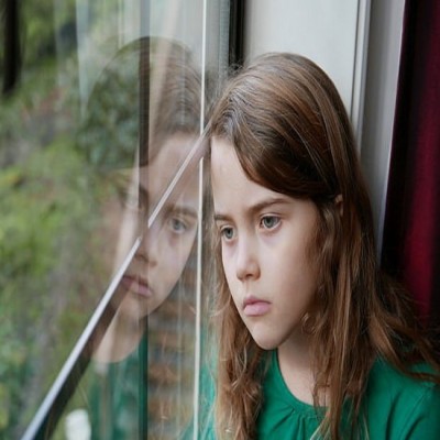 نوجوان من افسرده است یا درون‌گرا؟
