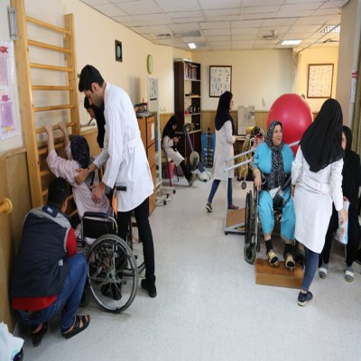 عقب‌ماندگی بهزیستی در تهیه اقلام کمک توانبخشی/ «سمعک»؛ پاشنه‌ آشیل