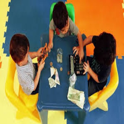 مفهوم «پول» را چطور به فرزندانمان آموزش دهیم؟/پول امنیت است یا ارزش؟