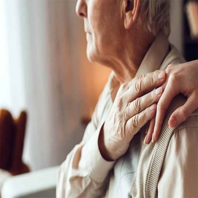 چند نکته برای نگهداری از سالمندان