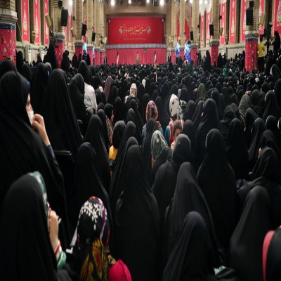 حقوق زن و مرد در خانواده یکسان است