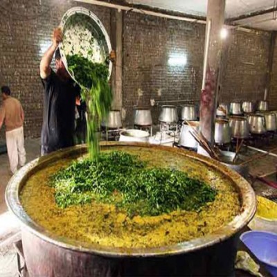 آش رشته: طعم اصالت و همبستگی در یک کاسه گرم