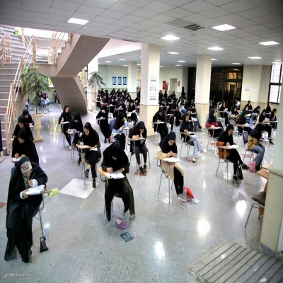 کنکور فعلا حذف نمی‌شود؛ برخی صندلی‌ها متقاضیان زیادی دارند