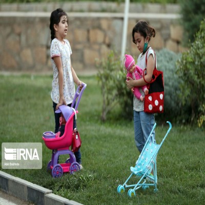 فرزندانتان را در یافتن دوستان خوب همراهی کنید