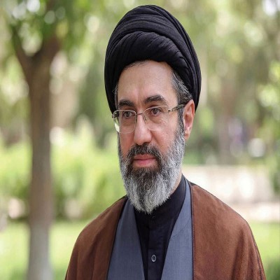 آینده متعلق به امت اسلامی است/ ایران نفوذ صهیونیسم را به کلی قطع کرد